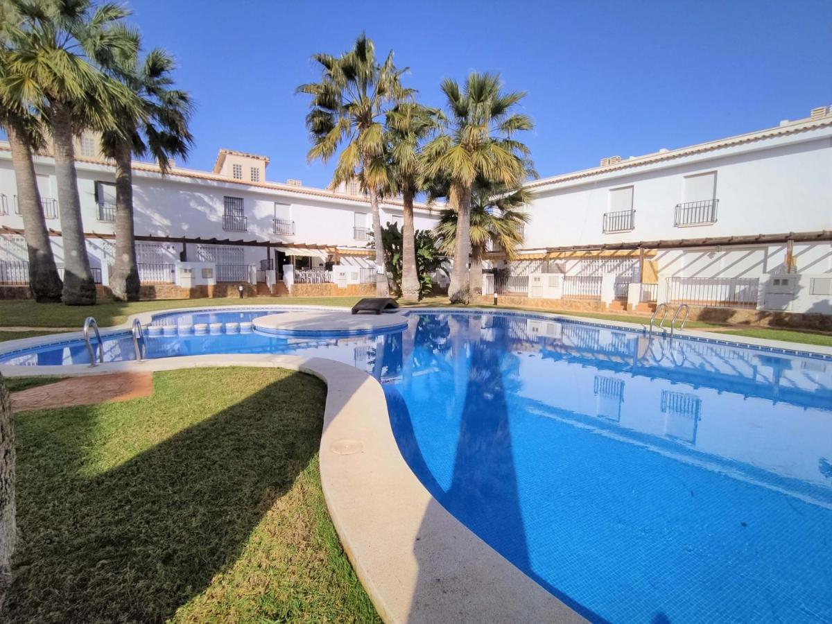 Palm Beach 132 Adosado Con Jardin Y Piscina Albert Villas Alcoceber Luaran gambar